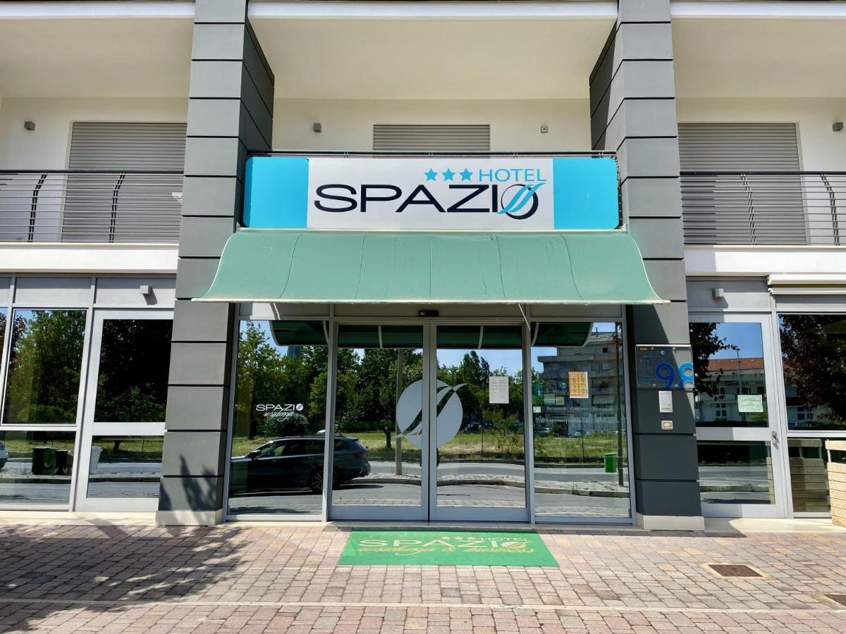 Hotel Spazio Residenza Pescara Buitenkant foto