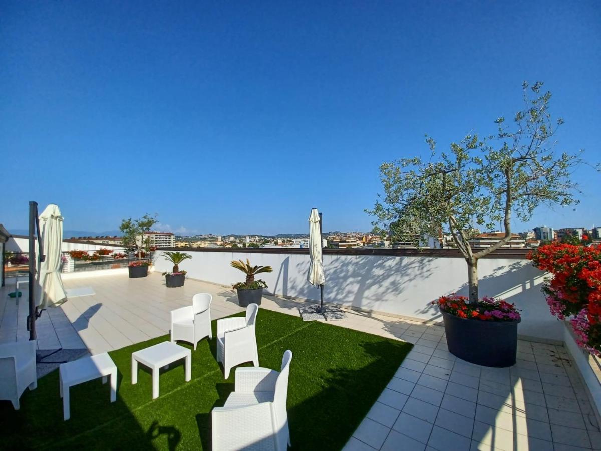 Hotel Spazio Residenza Pescara Buitenkant foto